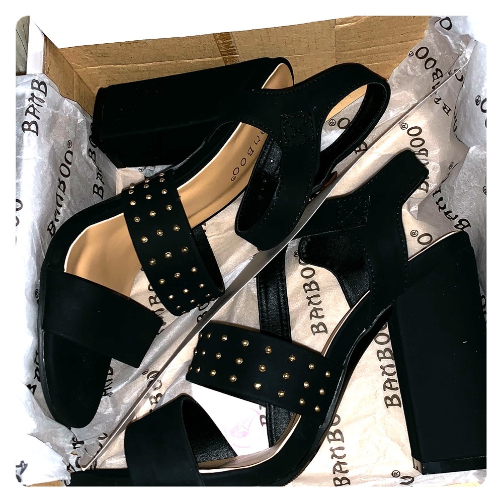 Fashion Influencer Chunky Studded Heels - Picture 2 of 5